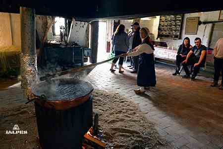 Courtes, Fête du vin cuit ferme de la forêt