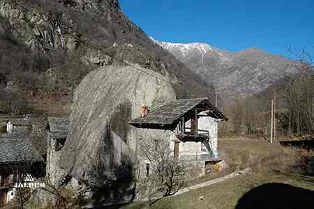 Fontainemore, maison