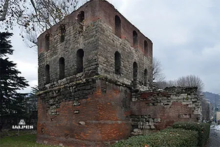 Aoste, tour du Pailleron
