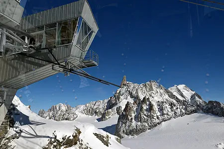 Skyway Monte Bianco, gare supérieure du téléphérique.