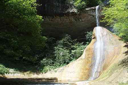 Cascade du Pain de Sucre, Ain