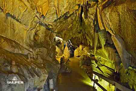 Grottes du Cerdon