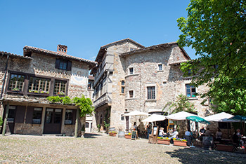 photo de Pérouges, citée médiévale
