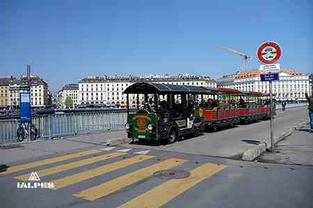 Genève petit train touristique.