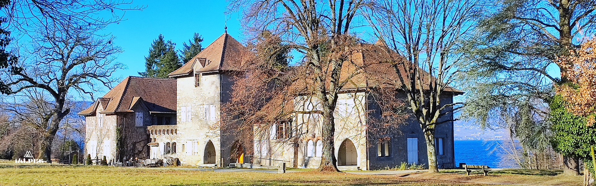 Domaine de Rovorée et La Châtaignière au bord du lac Léman à Yvoire - Guide iAlpes