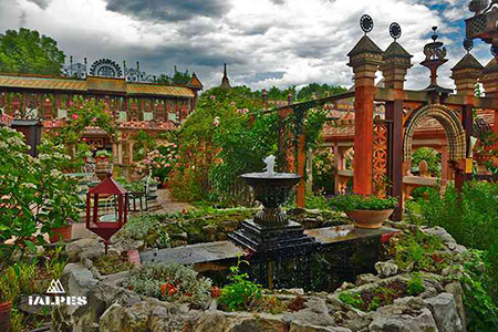 Fontaine et architecture des Jardins Secrets