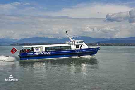 Bateau Navibus de la CGN