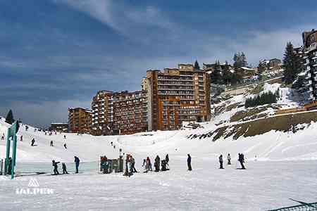 L'espace débutant enfants au centre de la station d'Avoriaz