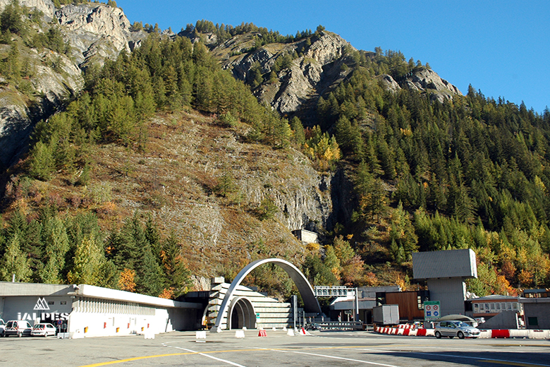 Vallée d'Aoste, tunnel du Mont-Blanc