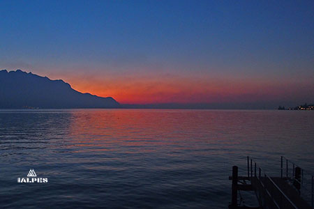 Vaud couché de soleil sur le lac Léman, Suisse