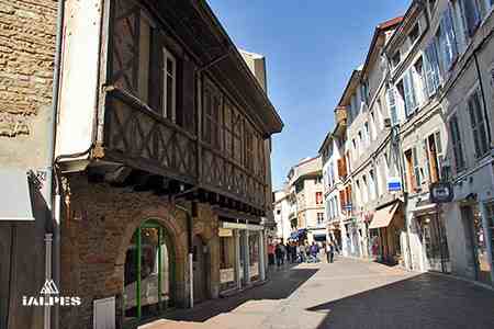 Bourg-en-Bresse: maison médiévale