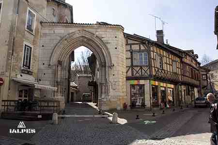 Ain: Porte des Jacobins à Bourg-en-Bresse
