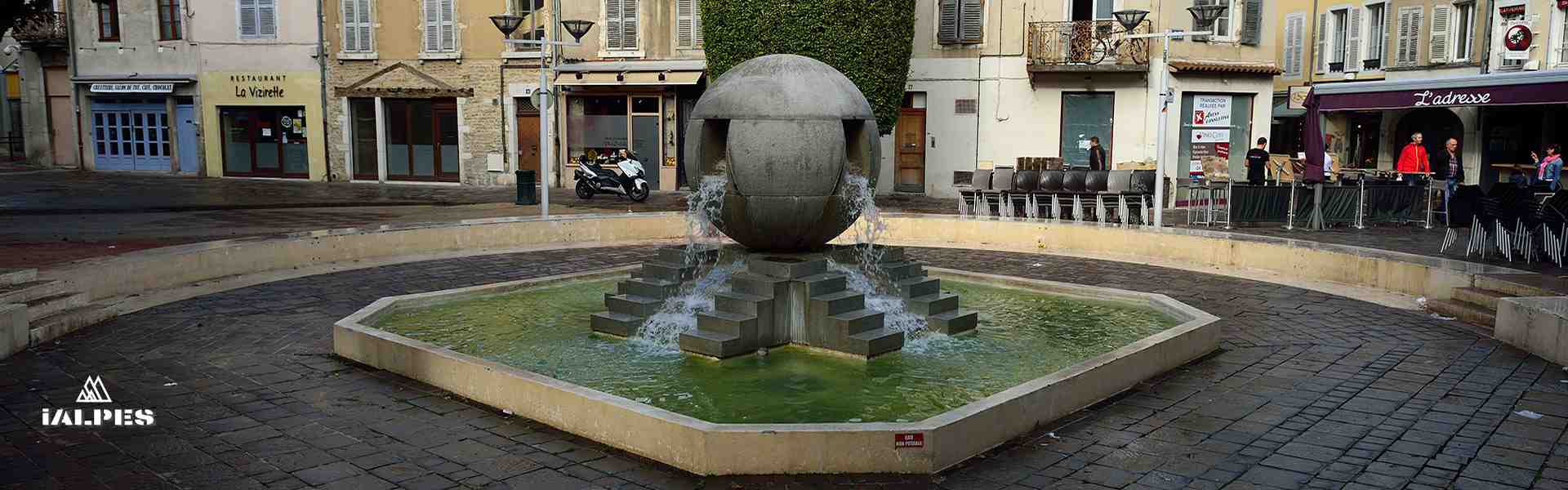Fontaine des Quatre Chemins à Bourg-en-Bresse