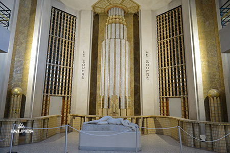 La Fin d'un rêve, sculpture d'Henri Varenne