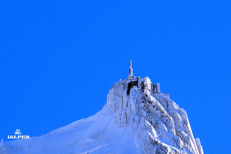 Haute-Savoie, Chamonix, l'Aiguille du Midi.