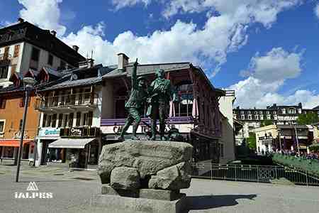 Chamonix, statue Dessaussure