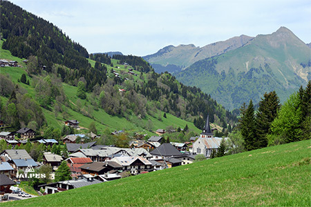 Haute-Savoie, Les Gets, la route des Grandes Alpes
