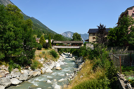 Valais: Orsières, pont couvert
