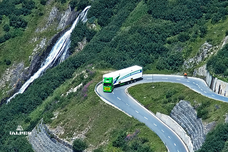 Valais, route du col du Nufenen