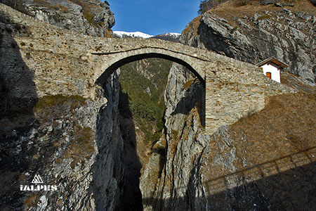 Bratsch, vieux pont romain
